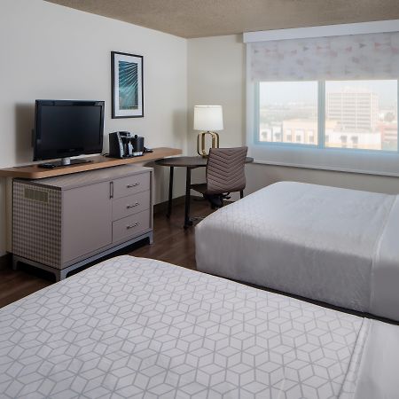 Holiday Inn Tampa Westshore - Airport Area By Ihg מראה חיצוני תמונה