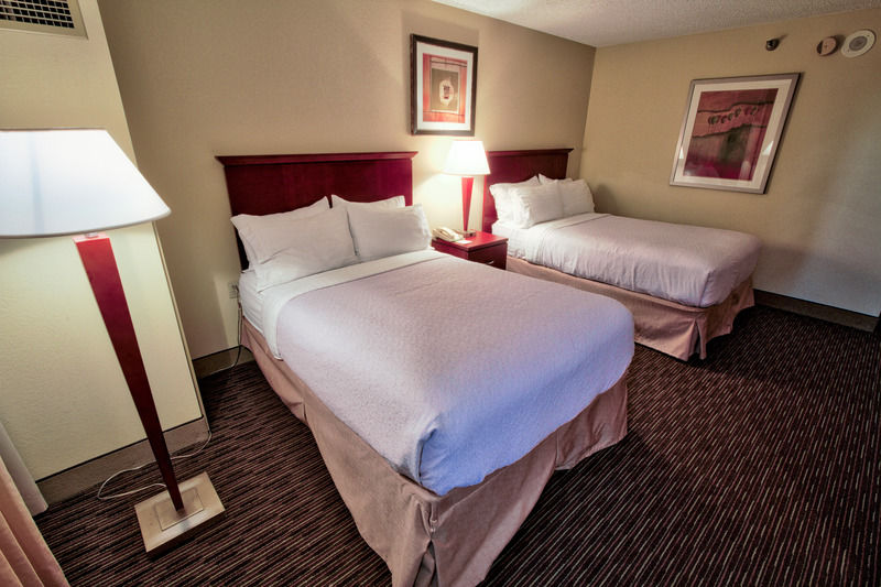 Holiday Inn Tampa Westshore - Airport Area By Ihg מראה חיצוני תמונה